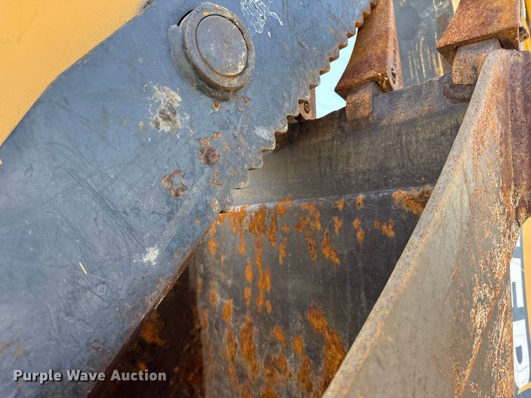 image for item EV6182 2003 John Deere 310G backhoe
