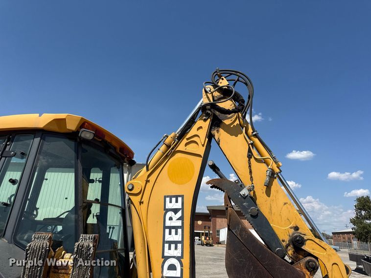 image for item EV6182 2003 John Deere 310G backhoe