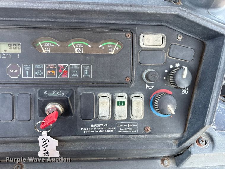 image for item EV6182 2003 John Deere 310G backhoe