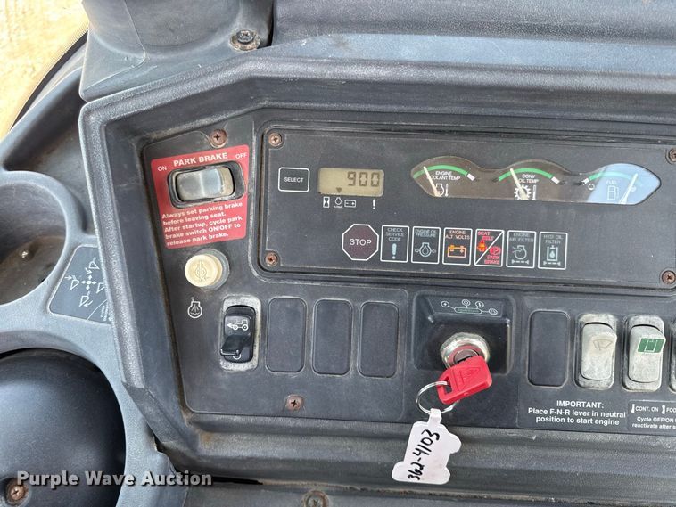 image for item EV6182 2003 John Deere 310G backhoe