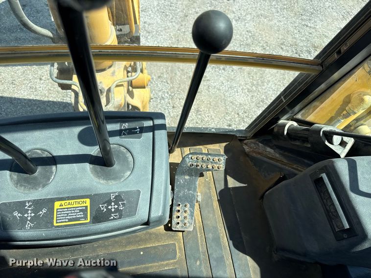 image for item EV6182 2003 John Deere 310G backhoe