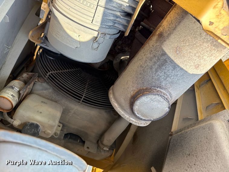 image for item EV6182 2003 John Deere 310G backhoe