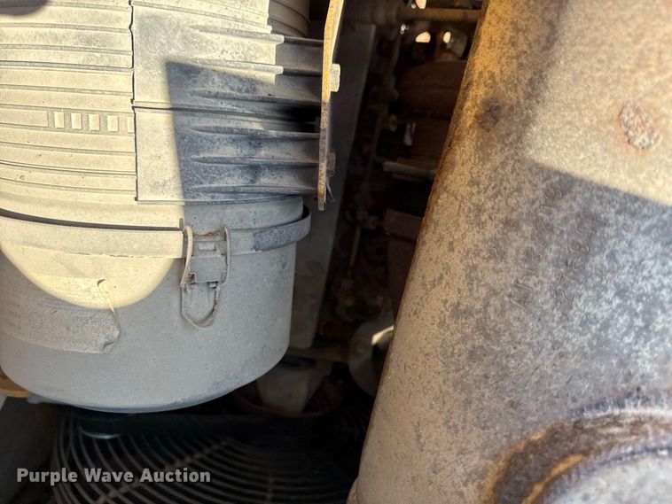 image for item EV6182 2003 John Deere 310G backhoe