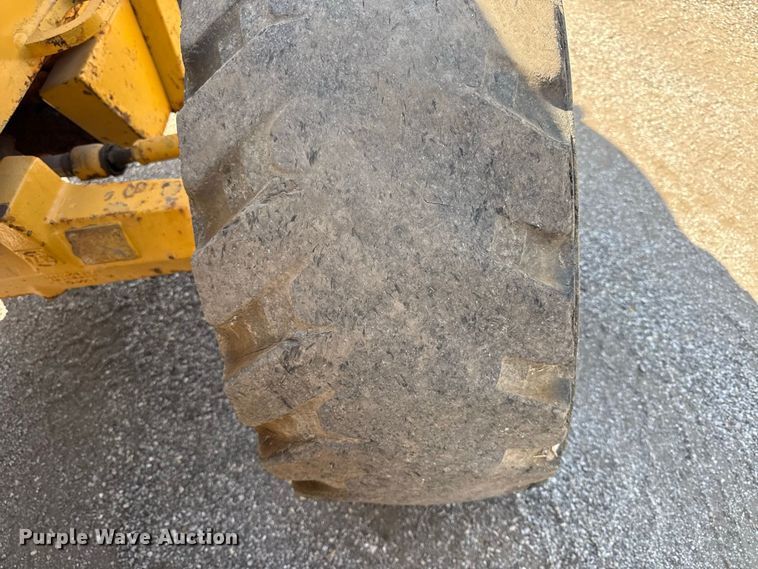 image for item EV6182 2003 John Deere 310G backhoe