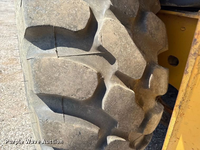 image for item EV6182 2003 John Deere 310G backhoe