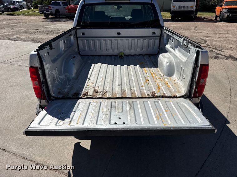 image for item EW4284 2012 Chevrolet Silverado 1500 Crew Cab pickup truck