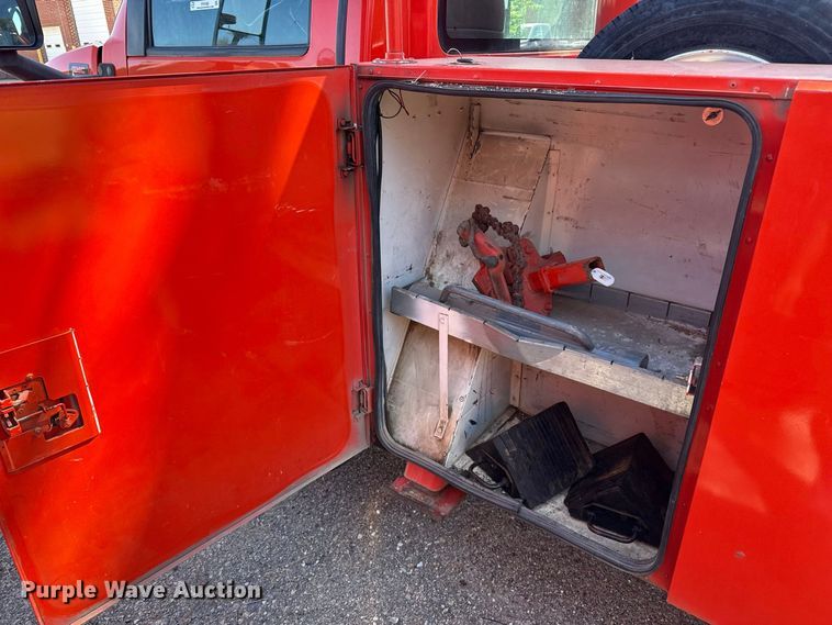 image for item EW4285 2005 GMC C4500 bucket truck