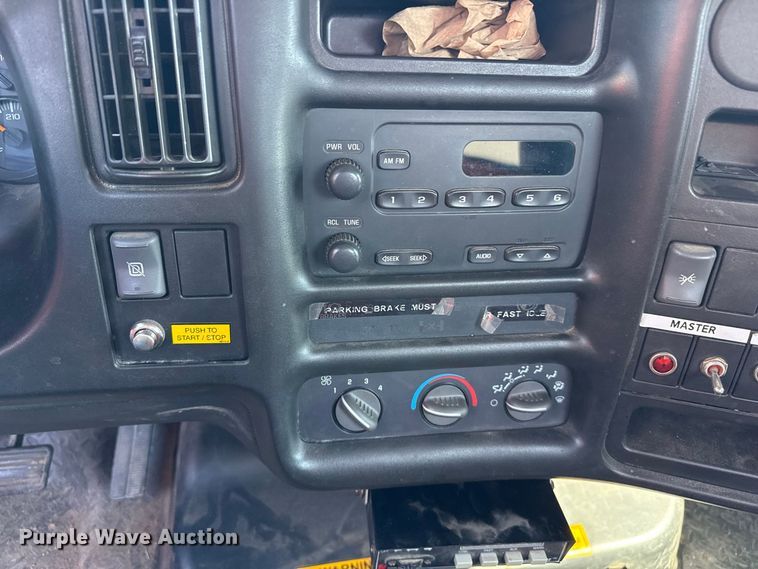 image for item EW4285 2005 GMC C4500 bucket truck