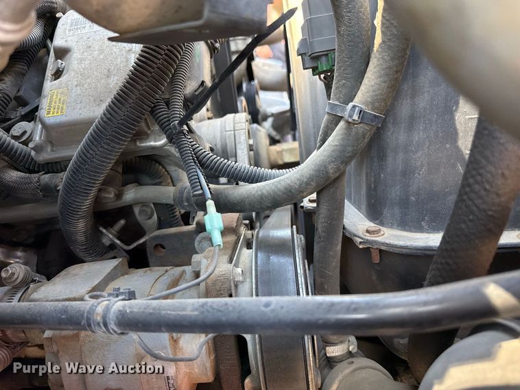image for item EW4285 2005 GMC C4500 bucket truck