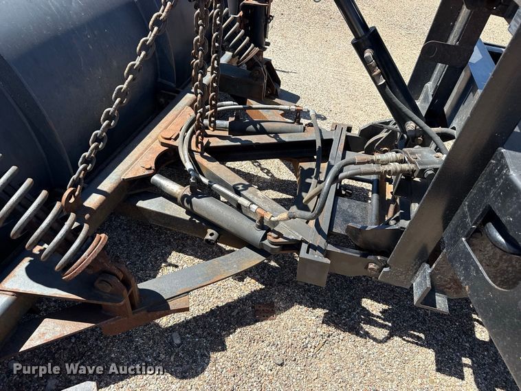 image for item EW4287 2005 International 7400 dump truck