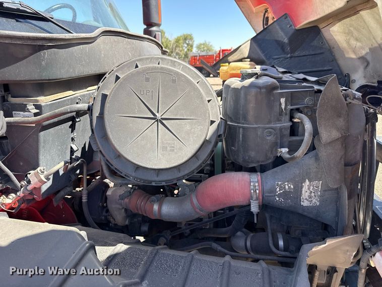 image for item EW4287 2005 International 7400 dump truck