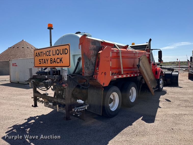 image for item EW4288 2007 International 7400 dump truck
