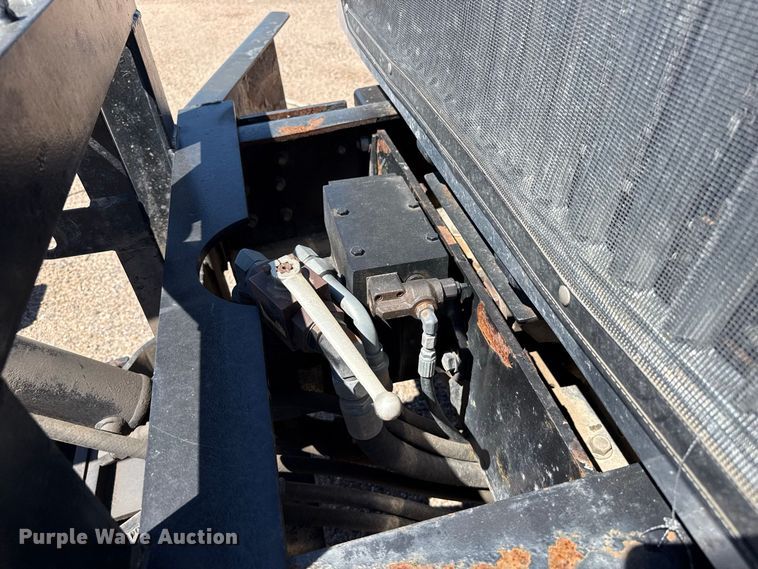 image for item EW4288 2007 International 7400 dump truck
