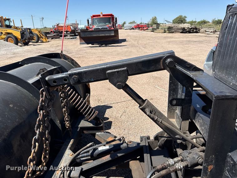 image for item EW4288 2007 International 7400 dump truck