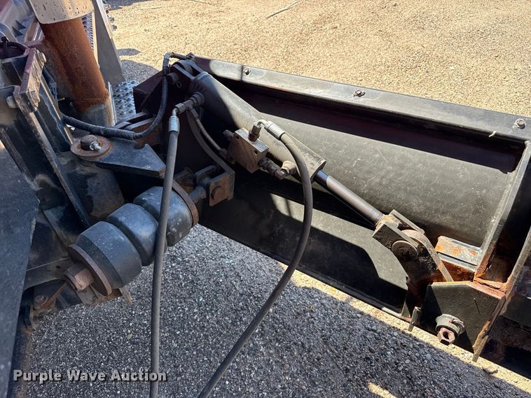 image for item EW4288 2007 International 7400 dump truck
