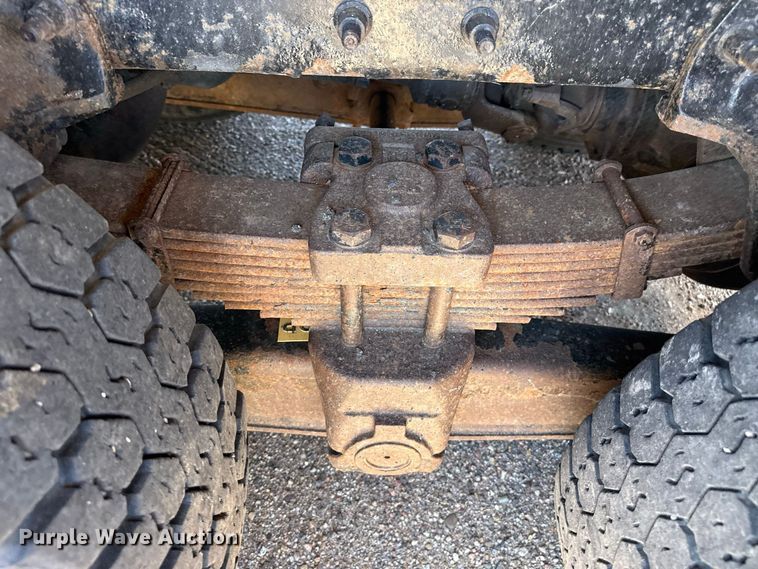 image for item EW4288 2007 International 7400 dump truck