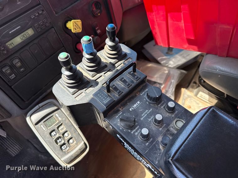 image for item EW4288 2007 International 7400 dump truck