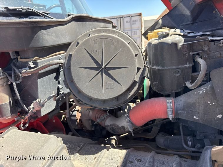 image for item EW4288 2007 International 7400 dump truck