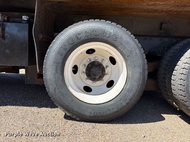image for item EW4288 2007 International 7400 dump truck