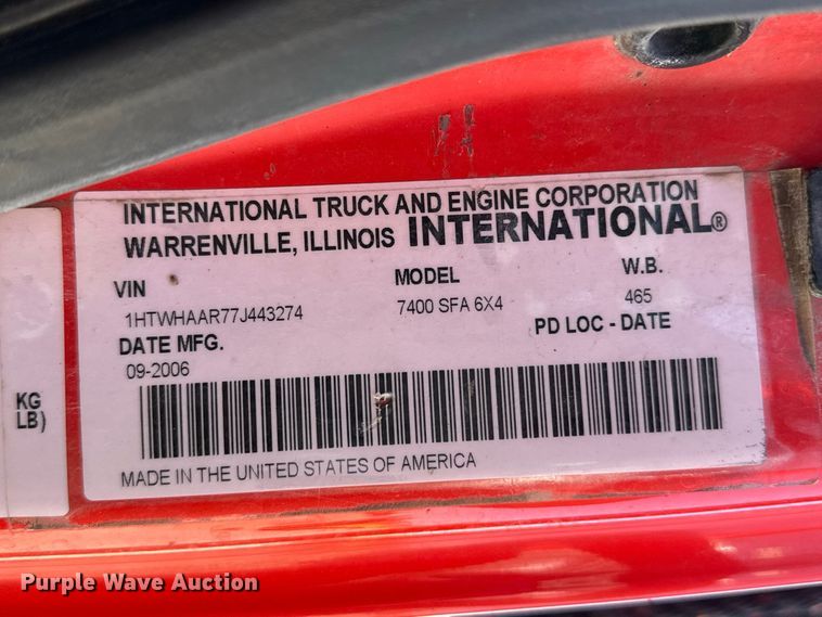image for item EW4288 2007 International 7400 dump truck