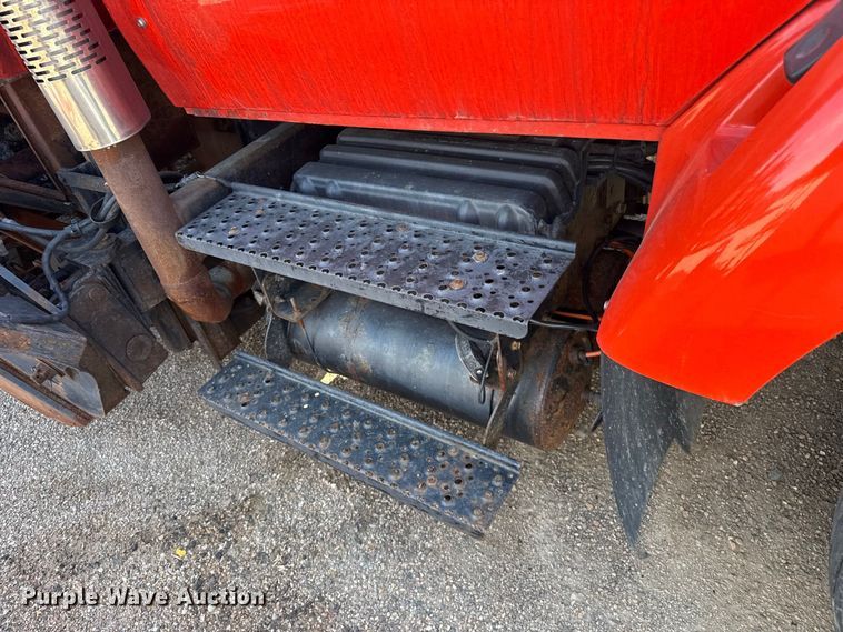 image for item EW4289 2007 International 7400 dump truck