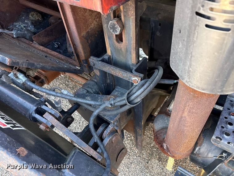 image for item EW4289 2007 International 7400 dump truck