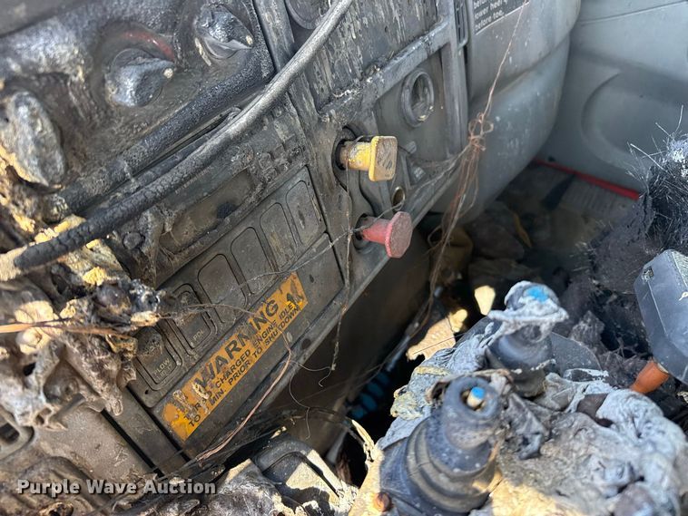image for item EW4289 2007 International 7400 dump truck