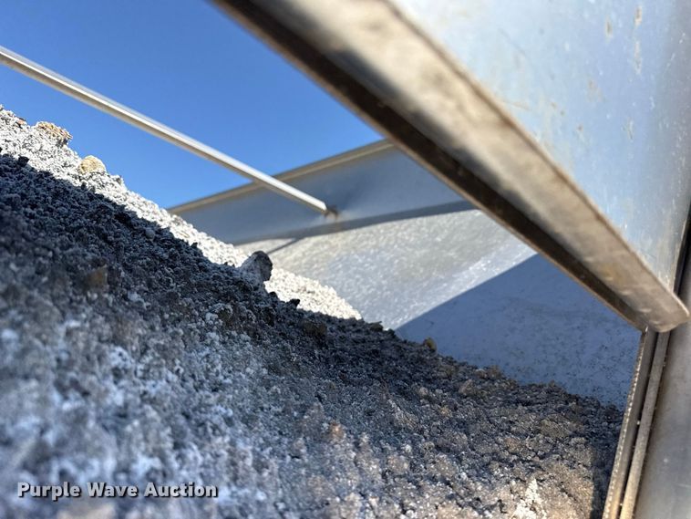image for item EW4290 2006 International 7500 dump truck