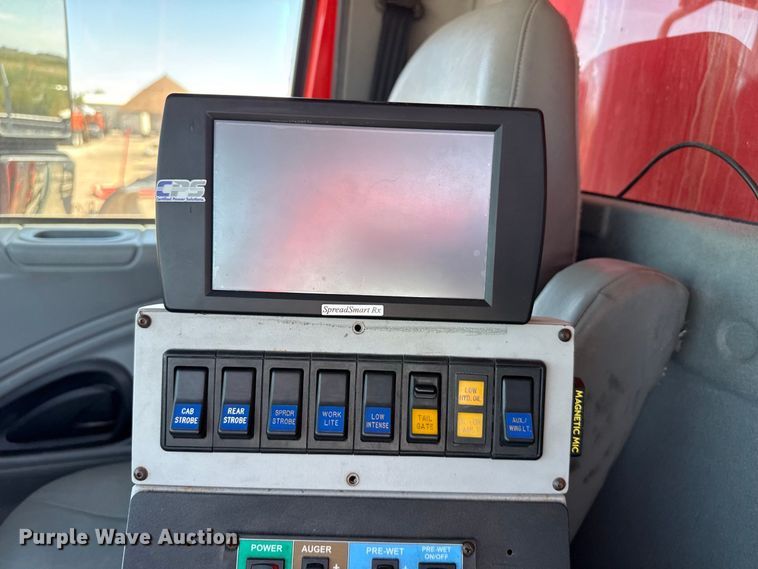 image for item EW4290 2006 International 7500 dump truck