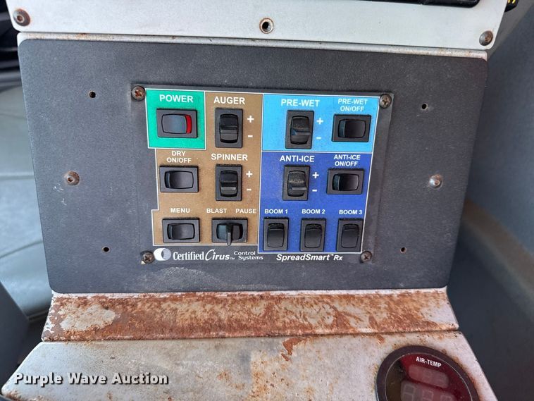 image for item EW4290 2006 International 7500 dump truck
