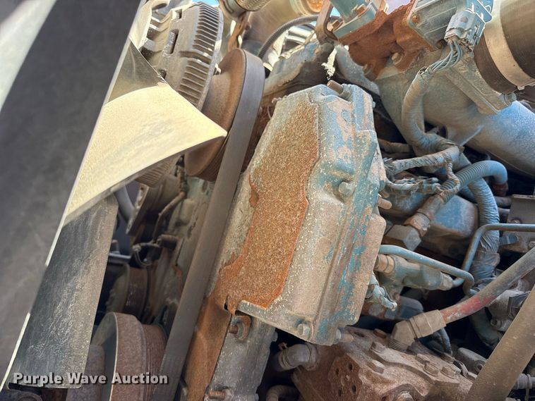 image for item EW4290 2006 International 7500 dump truck