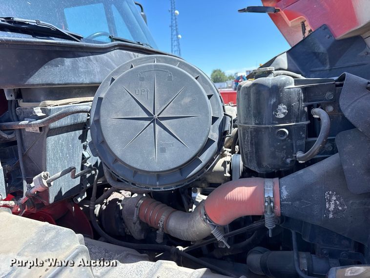 image for item EW4291 2005 International 7400 dump truck
