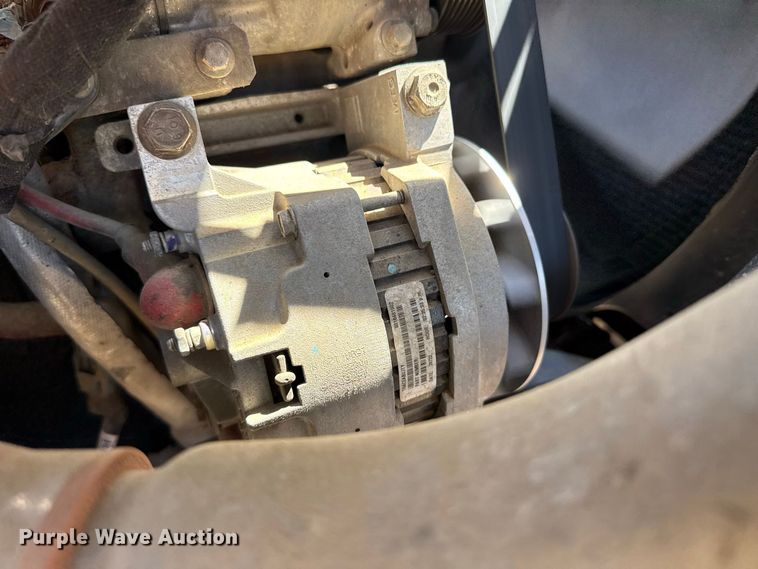 image for item EW4291 2005 International 7400 dump truck