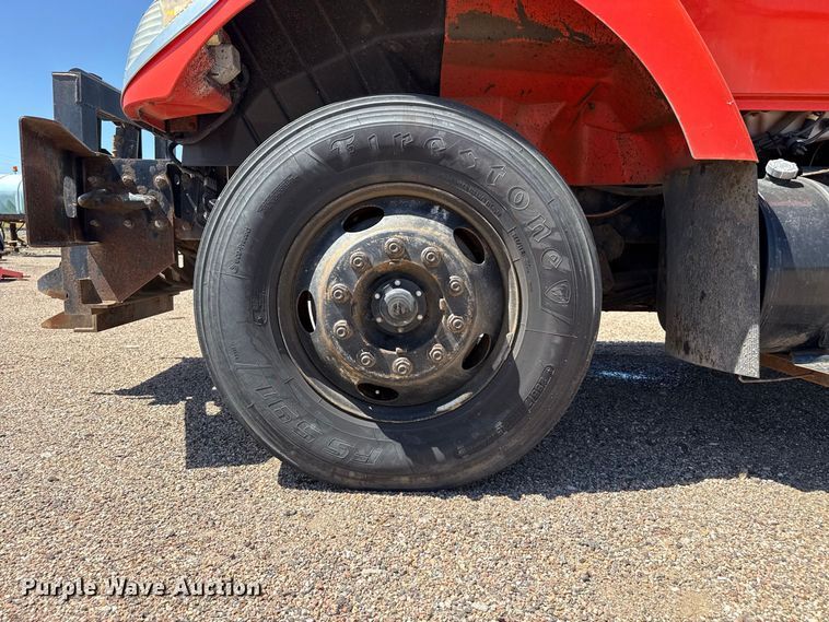 image for item EW4291 2005 International 7400 dump truck