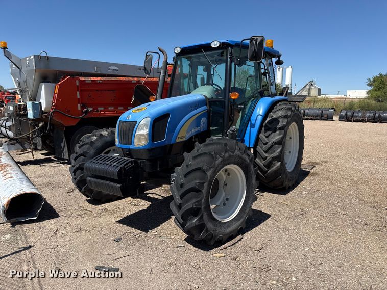 image for item EW4292 2011 New Holland T5070 4WD tractor