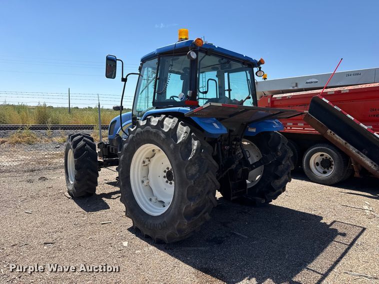 image for item EW4292 2011 New Holland T5070 4WD tractor