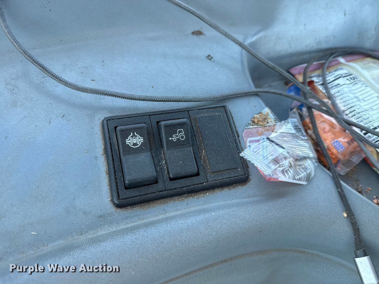 image for item EW4292 2011 New Holland T5070 4WD tractor