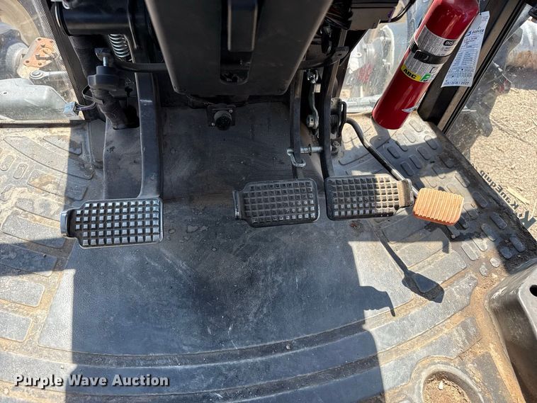 image for item EW4292 2011 New Holland T5070 4WD tractor