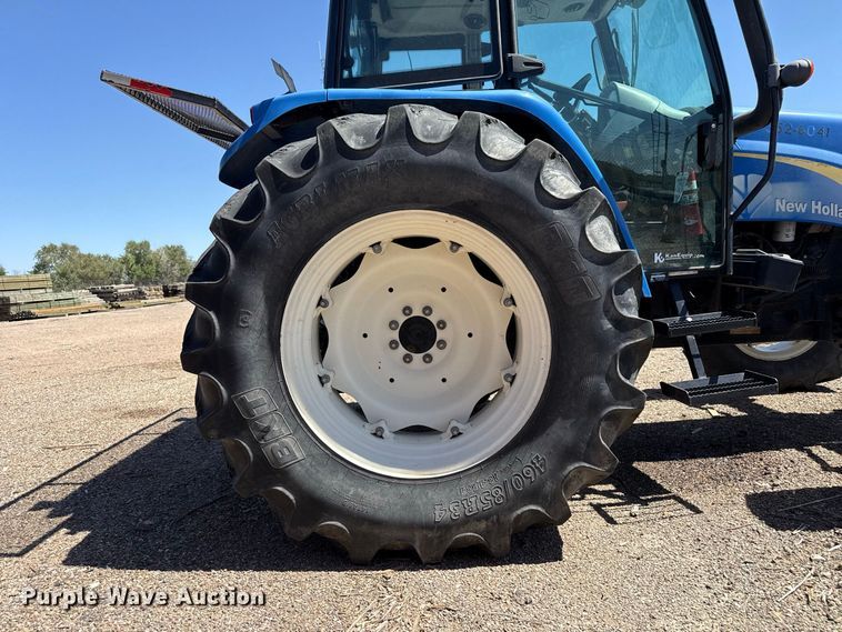 image for item EW4292 2011 New Holland T5070 4WD tractor