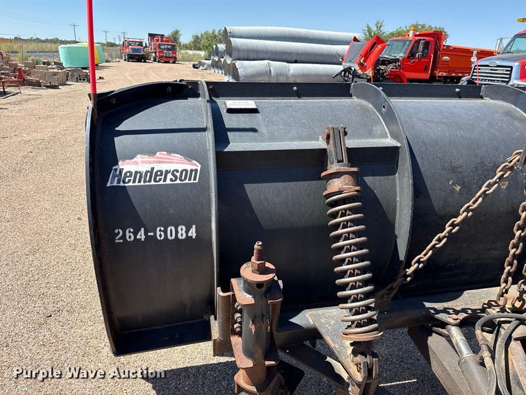 image for item EW4293 2005 International 7400 dump truck