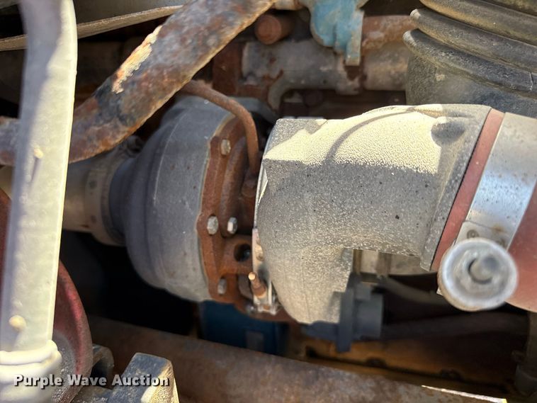 image for item EW4293 2005 International 7400 dump truck