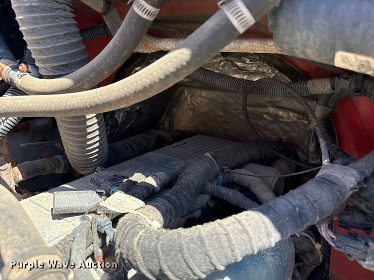 image for item EW4293 2005 International 7400 dump truck