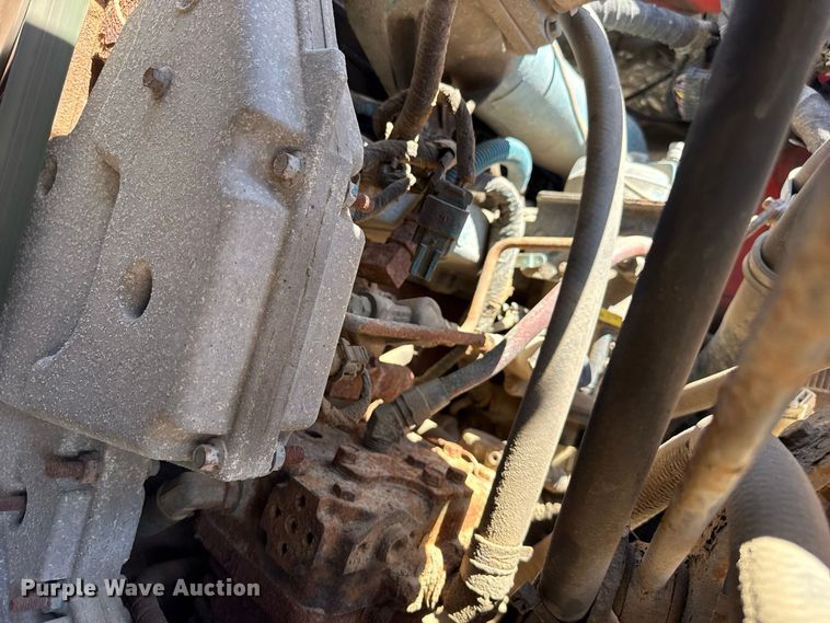image for item EW4293 2005 International 7400 dump truck