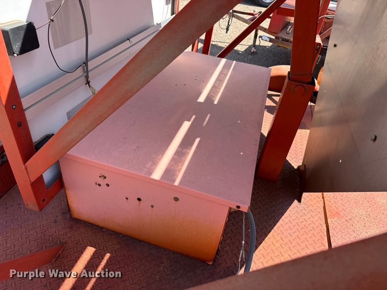 image for item EW4295 (2) Lucas traffic signal trailers