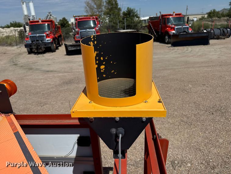 image for item EW4295 (2) Lucas traffic signal trailers