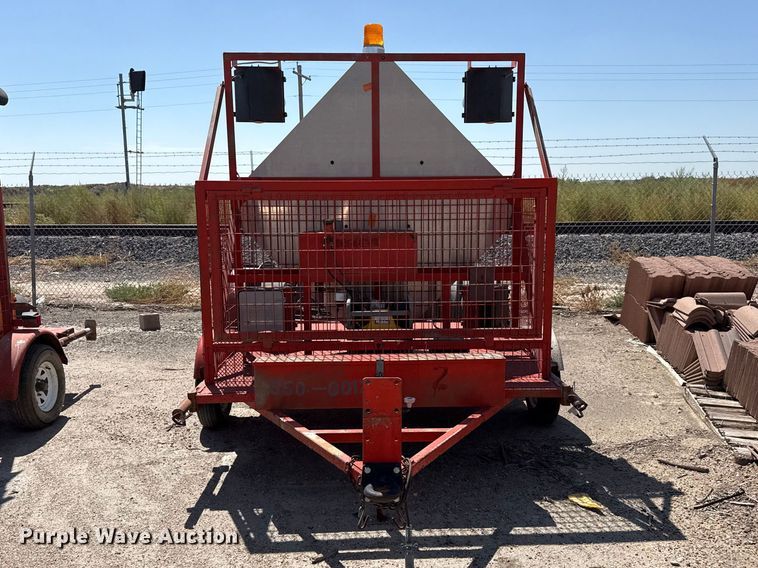 image for item EW4297 Lucas traffic signal trailer