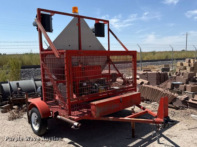 image for item EW4297 Lucas traffic signal trailer