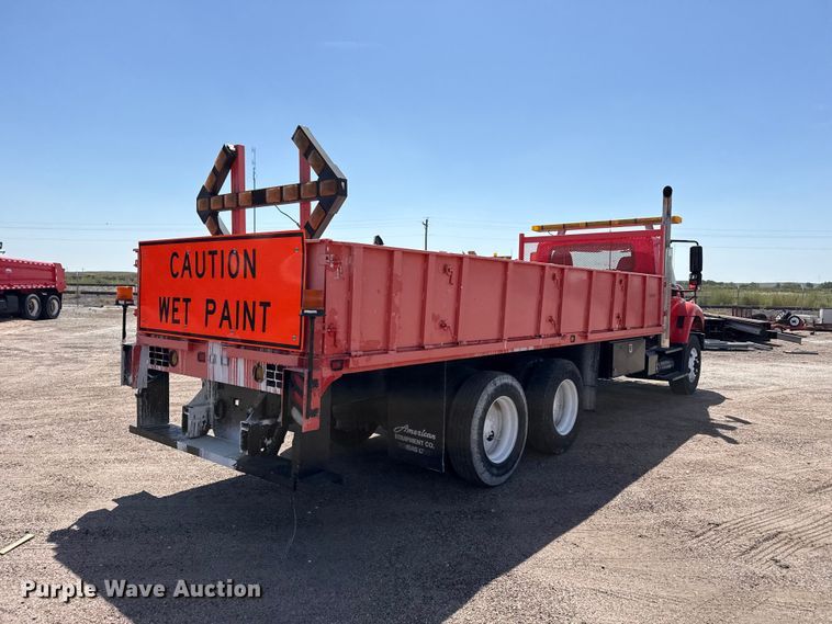 image for item EW4298 2009 International 7500 flatbed truck