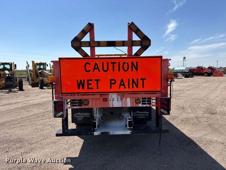 image for item EW4298 2009 International 7500 flatbed truck