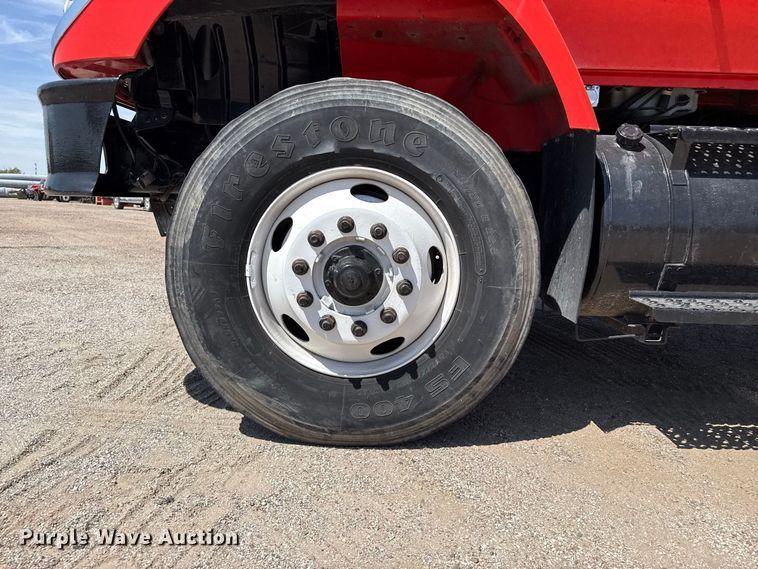 image for item EW4298 2009 International 7500 flatbed truck